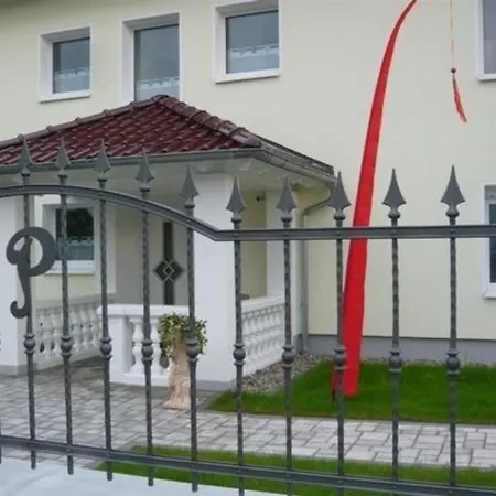 In Witzelroda Mit Grill Und Garten 